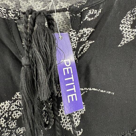 Catherines Blouse Size 2XWP (22/24WP) NWT Georgette B&W Plaid Floral Bell Sleeve - Picture 6 of 13